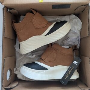 ☔ BRAND NEW ❄️ Sorel Taffy and Black Toddler Boots SIZE 9T.